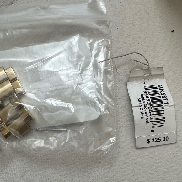 Michael Kor's Watch - Picture 3 of 5